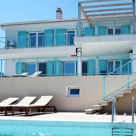 Haus Seawind 416s * Лабин